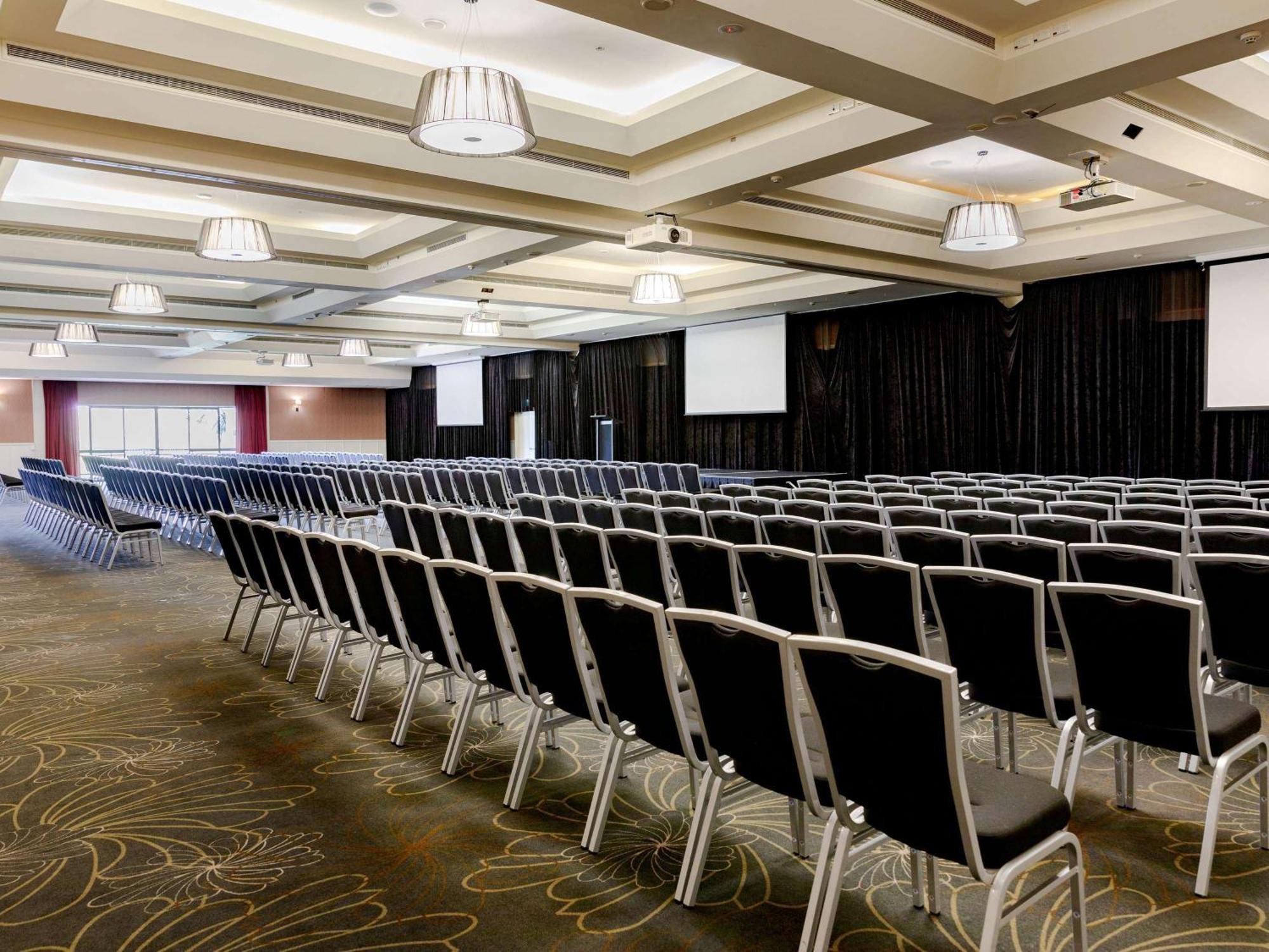 Mercure Gold Coast Resort מראה חיצוני תמונה
