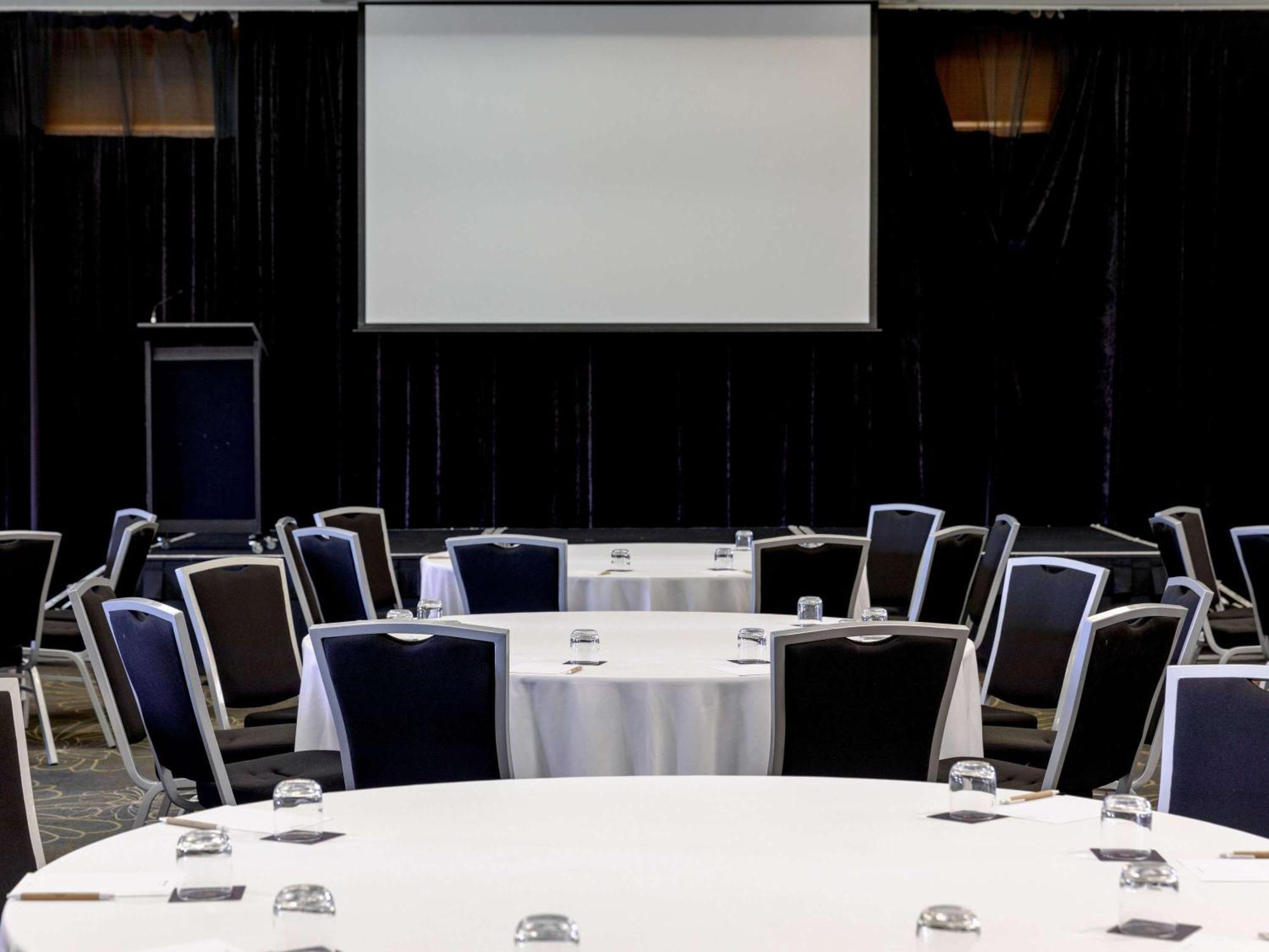 Mercure Gold Coast Resort מראה חיצוני תמונה